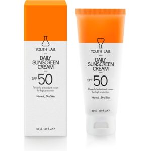 Daily-Sunscreen-Cream-Spf-50-Pa-Normal-_Dry-Skin-enlarge